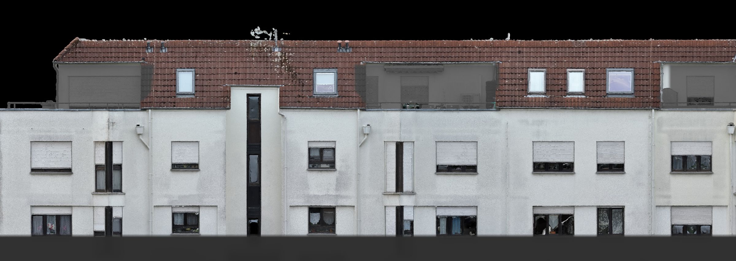 Maßstäbliches Orthofoto einer Straßenfassade mit zwei Obergeschossen und Ziegeldach